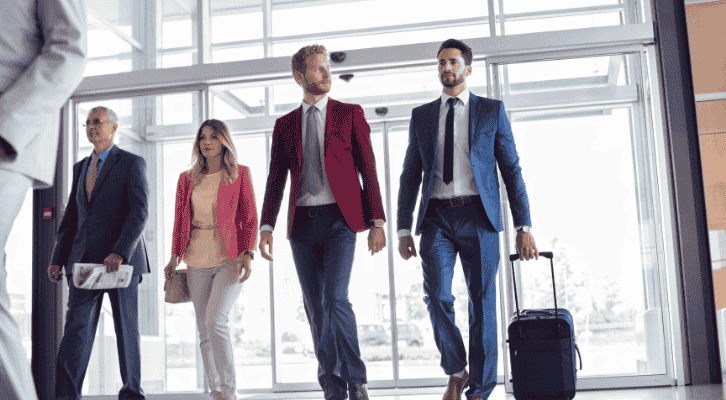 Командировочные расходы сотрудников: кто оплачивает, какие затраты входят, как отражаются в бухучёте